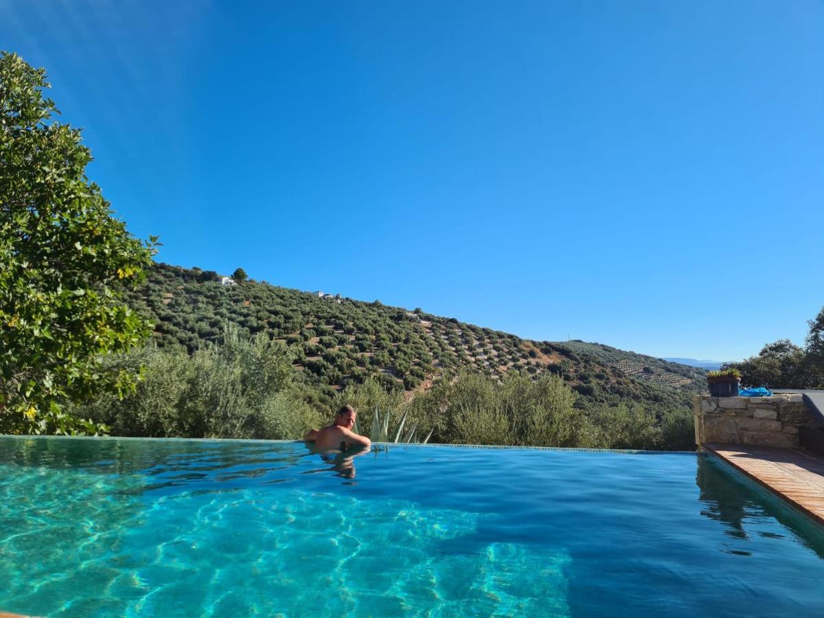 Cortijo La Haza Bed & Breakfast Iznajar Ngoại thất bức ảnh