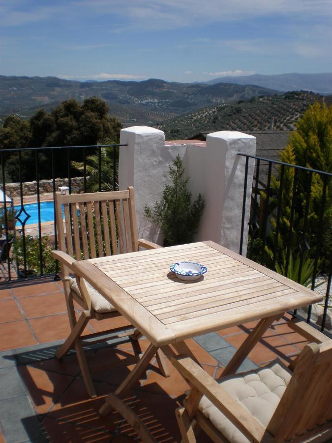 Cortijo La Haza Bed & Breakfast Iznajar Ngoại thất bức ảnh
