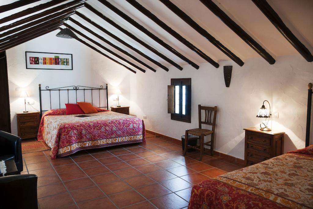 Cortijo La Haza Bed & Breakfast Iznajar Phòng bức ảnh