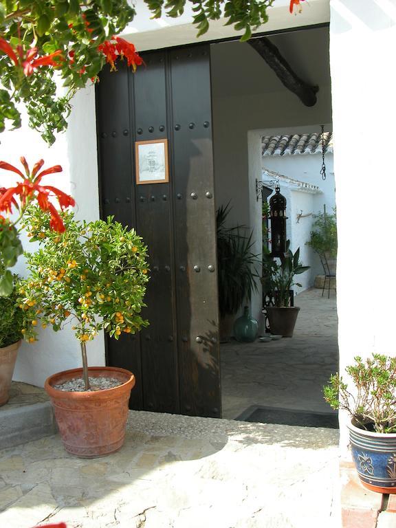 Cortijo La Haza Bed & Breakfast Iznajar Ngoại thất bức ảnh