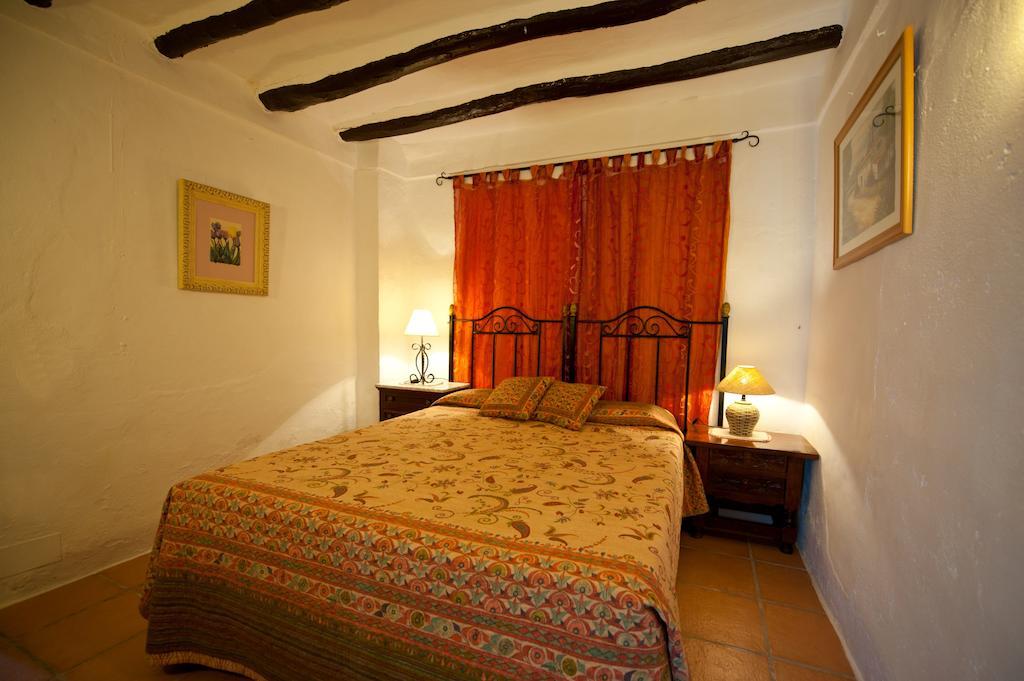 Cortijo La Haza Bed & Breakfast Iznajar Phòng bức ảnh